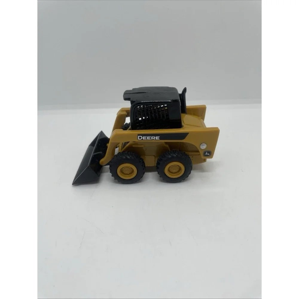 John Deere  Plastic Skid Steer Loader 4
